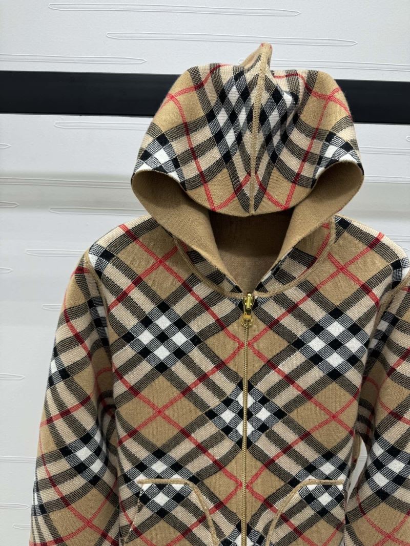 Burberry Sweaters